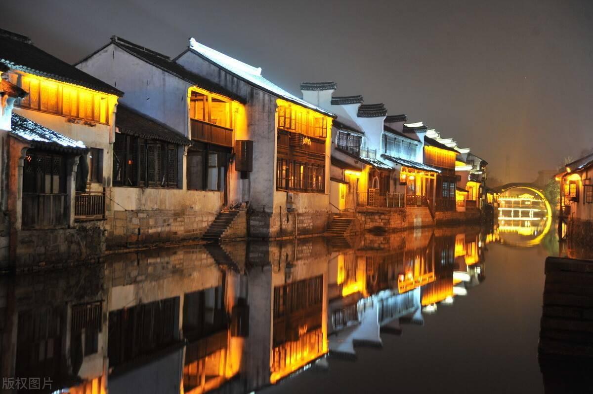 吴京谢楠婚变锤了?大S靠前夫养光头佬?王鹤棣碰瓷王一博?虞书欣违法被查?张檬小三报应瓜?谢彬彬混的惨?